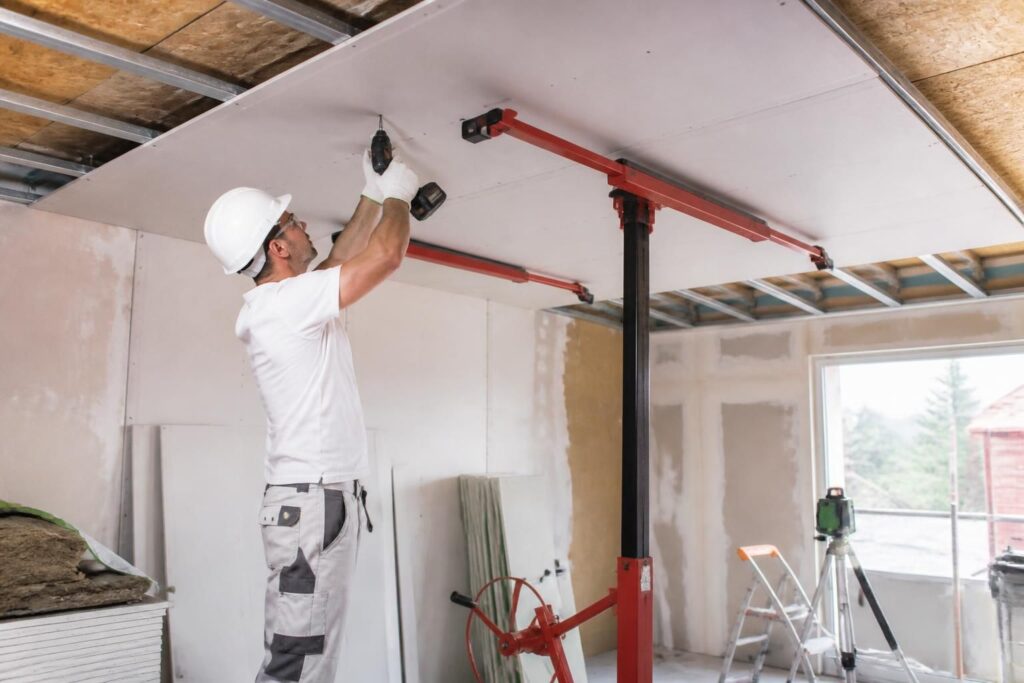 découvrez les meilleures techniques et conseils pratiques pour réussir la pose de placo au plafond seul, étape par étape, et garantir un résultat professionnel.